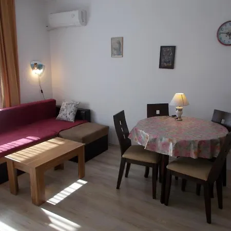 родина2 Apartamento